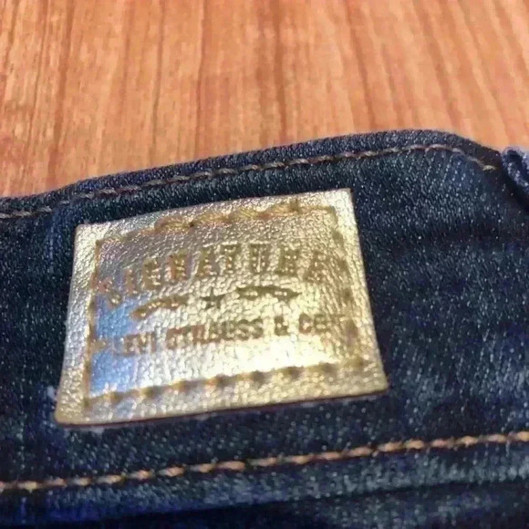 Levi’s Totally Shaping Bootcut jeans - Picture 5 of 5